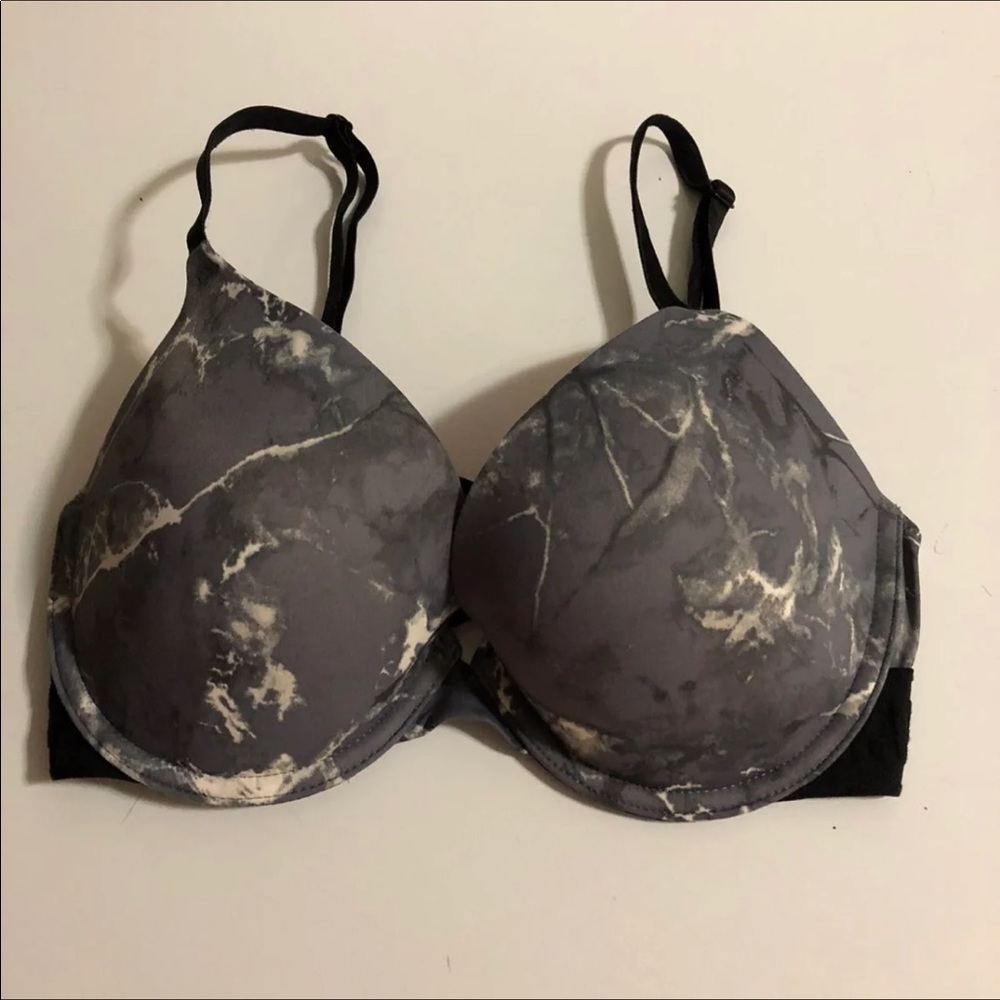 PINK Victoria’s Secret Bra Size 32D